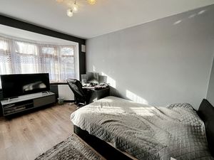 Photo 9- click for photo gallery